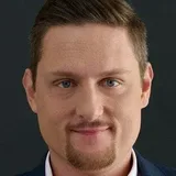 Олег Громов
